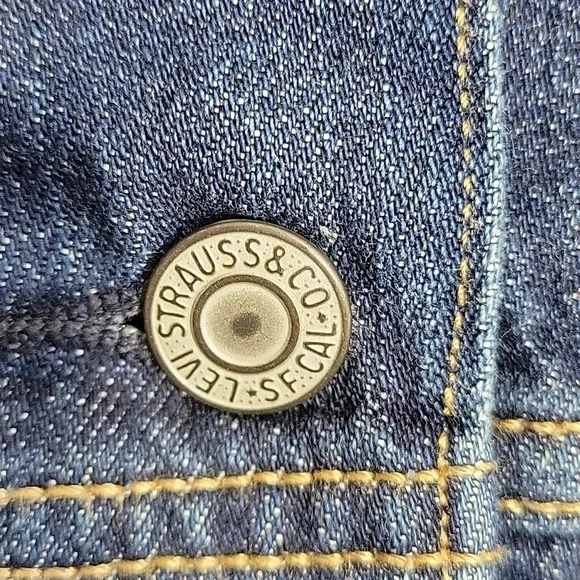 Levi's Denim Jean Trucker Jacket - Size Small - Picture 4 of 14